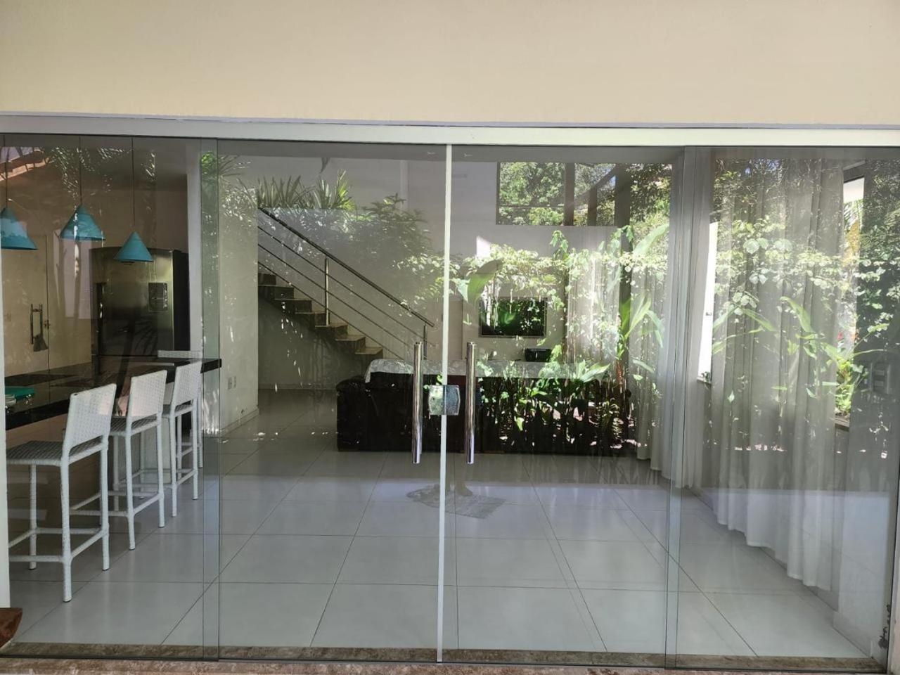 Com Ar-condicionado Em Casa Compartilhada A 5 Min Da *
