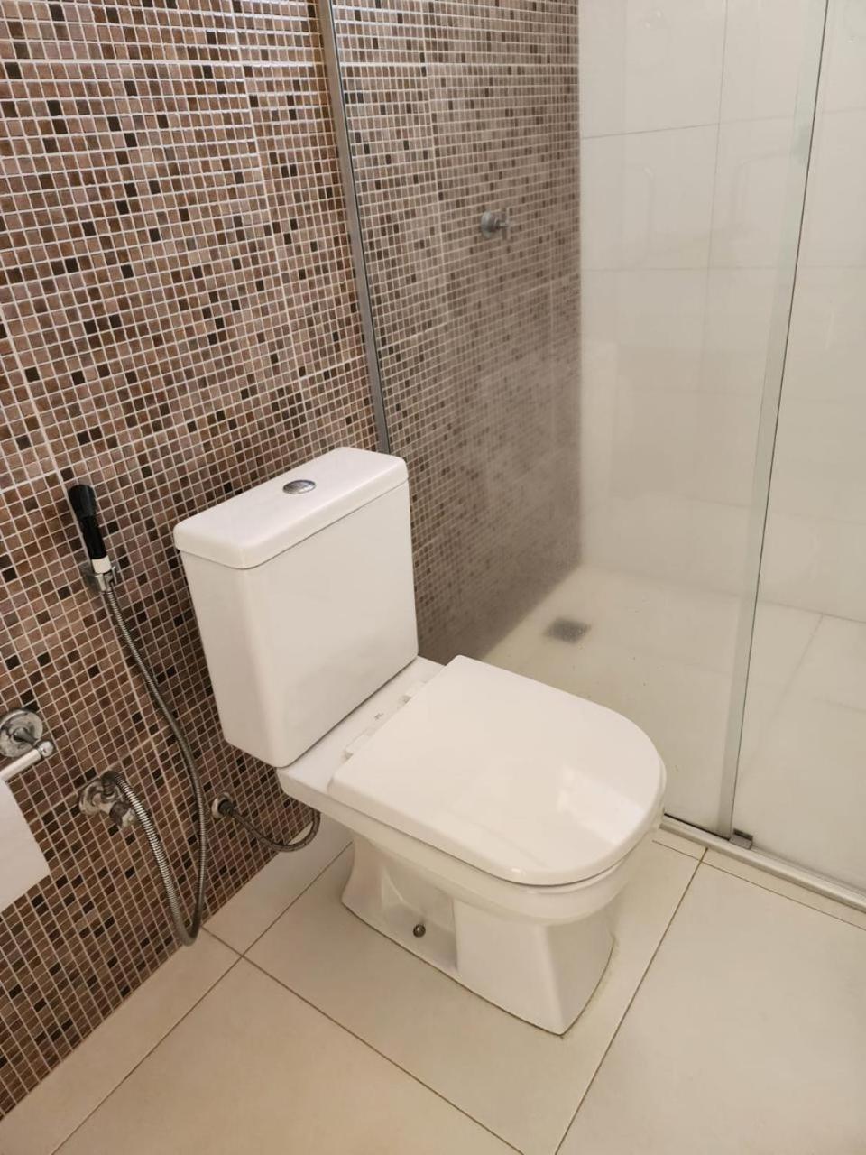 Com Ar-condicionado Em Casa Compartilhada A 5 Min Da * Porto Seguro