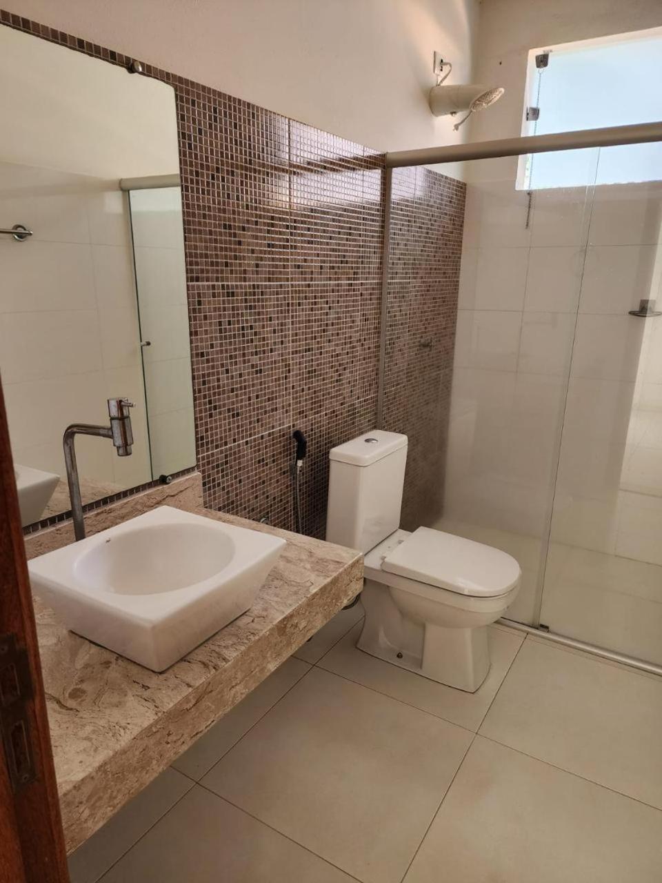 Com Ar-condicionado Em Casa Compartilhada A 5 Min Da Homestay