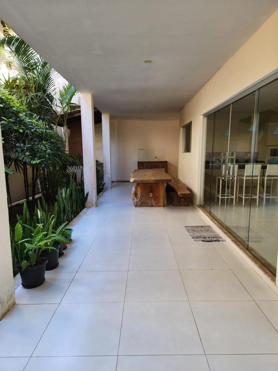 Com Ar-condicionado Em Casa Compartilhada A 5 Min Da